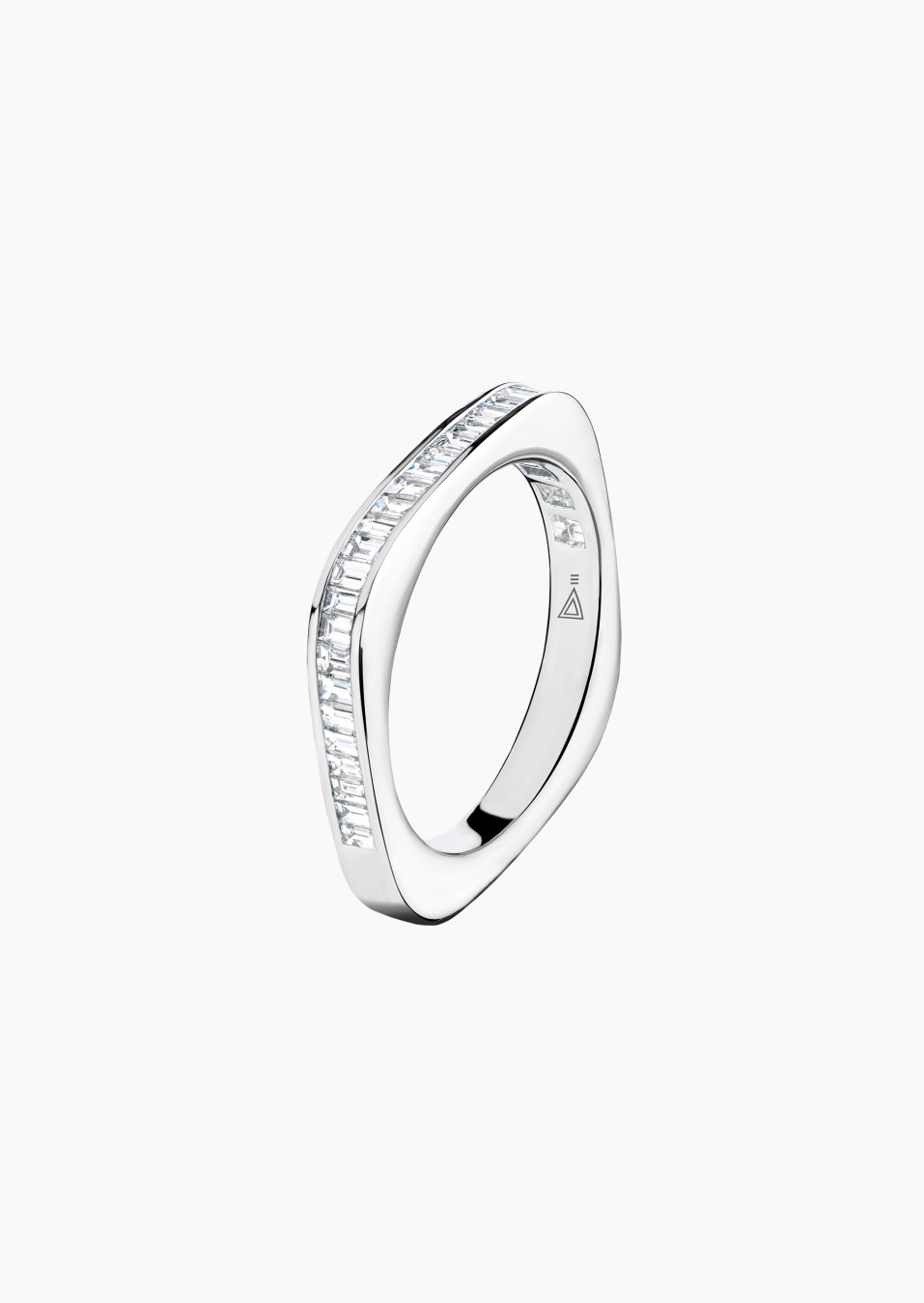 Intrépide wedding ring in gold and diamonds / Lepage